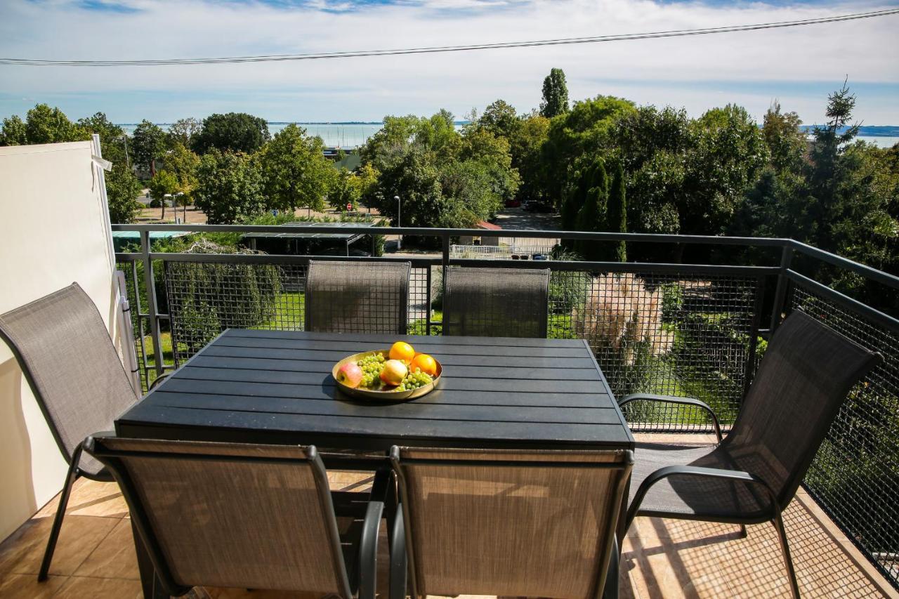 Balkon Apartmanhaz Panzio Balatonfüred Eksteriør bilde