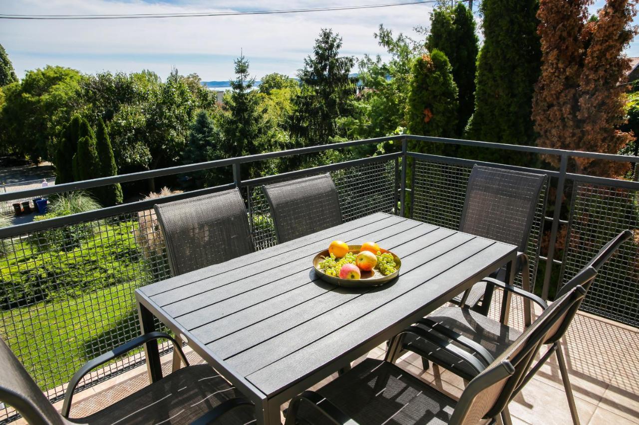 Balkon Apartmanhaz Panzio Balatonfüred Eksteriør bilde