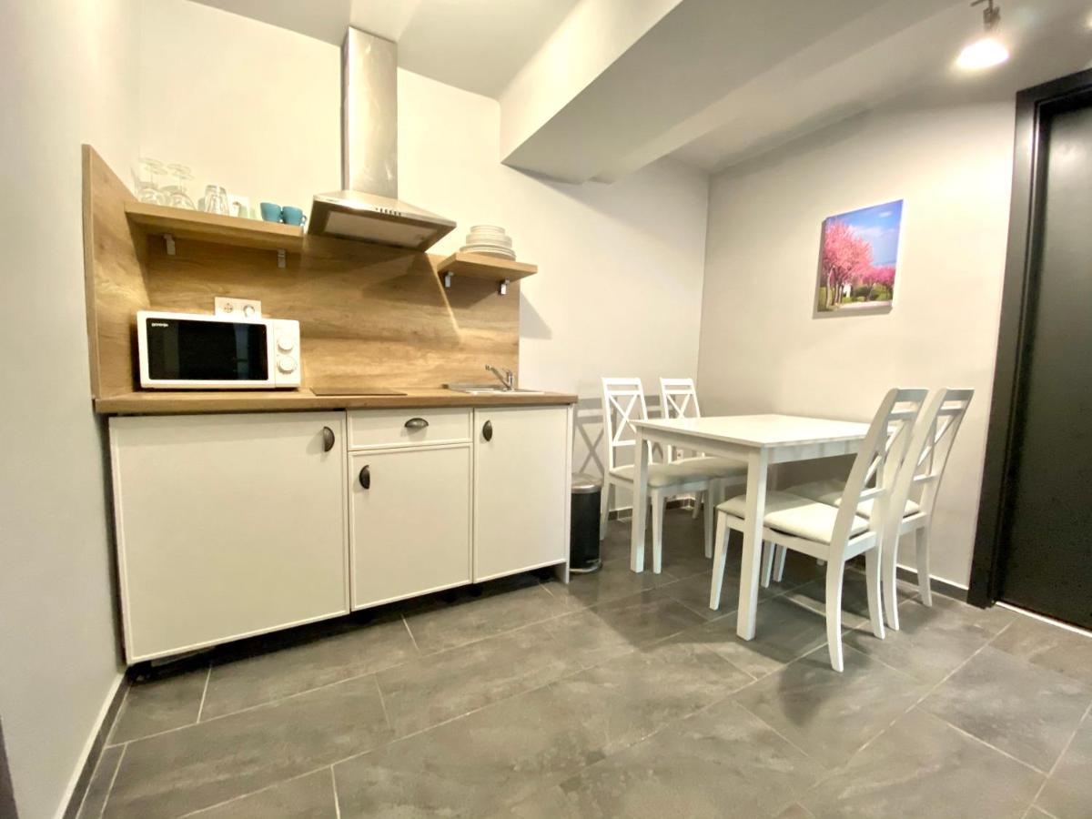 Balkon Apartmanhaz Panzio Balatonfüred Eksteriør bilde